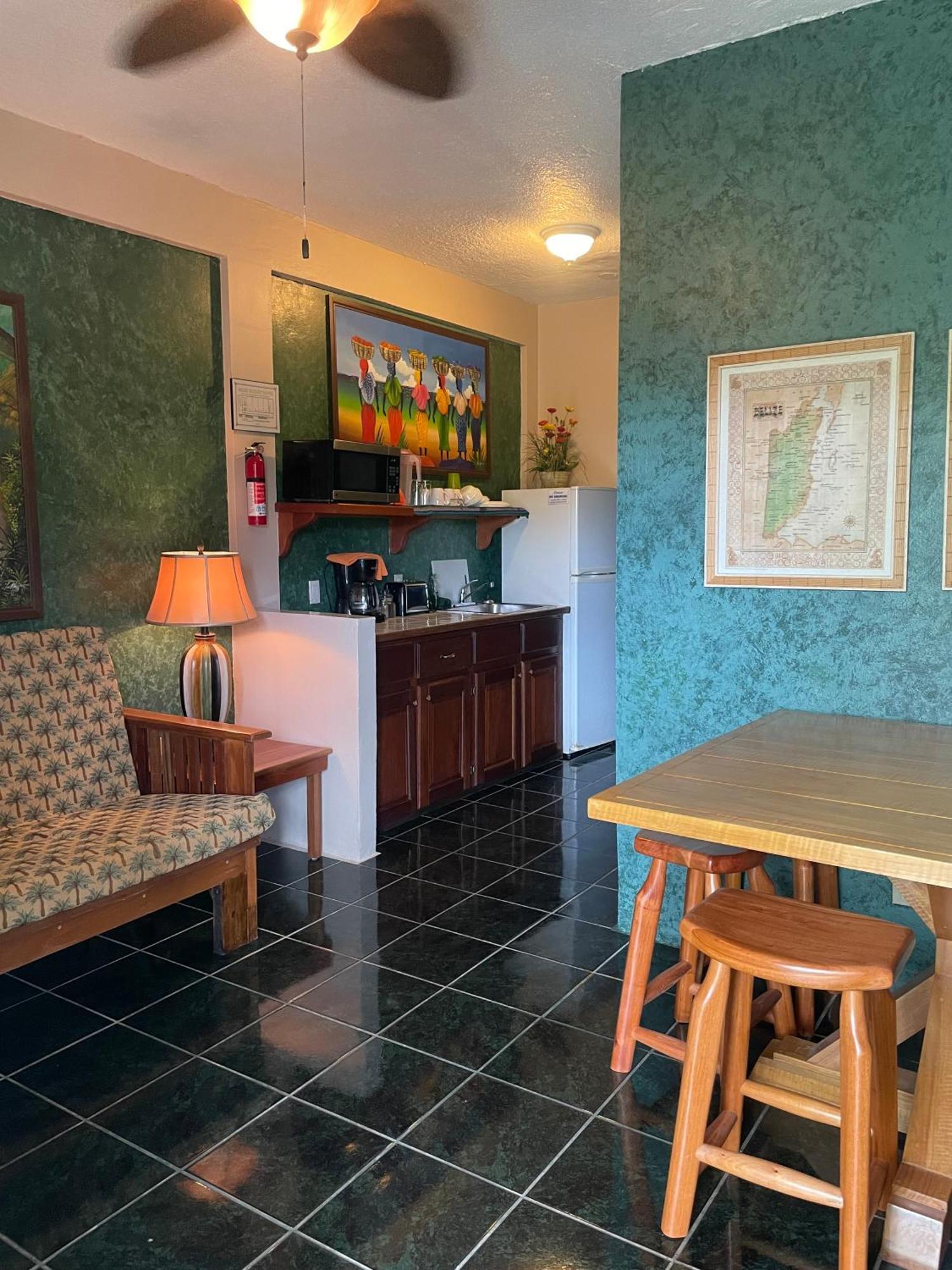 Belize Budget Suites サン・ペドロ エクステリア 写真